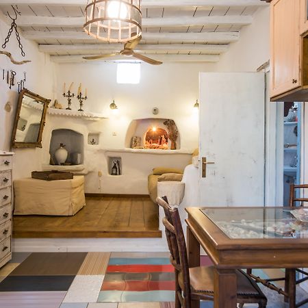 Anthippi (Adults Only) Aparthotel Парос Екстериор снимка