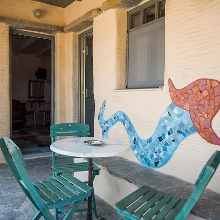 Anthippi (Adults Only) Aparthotel Парос Екстериор снимка